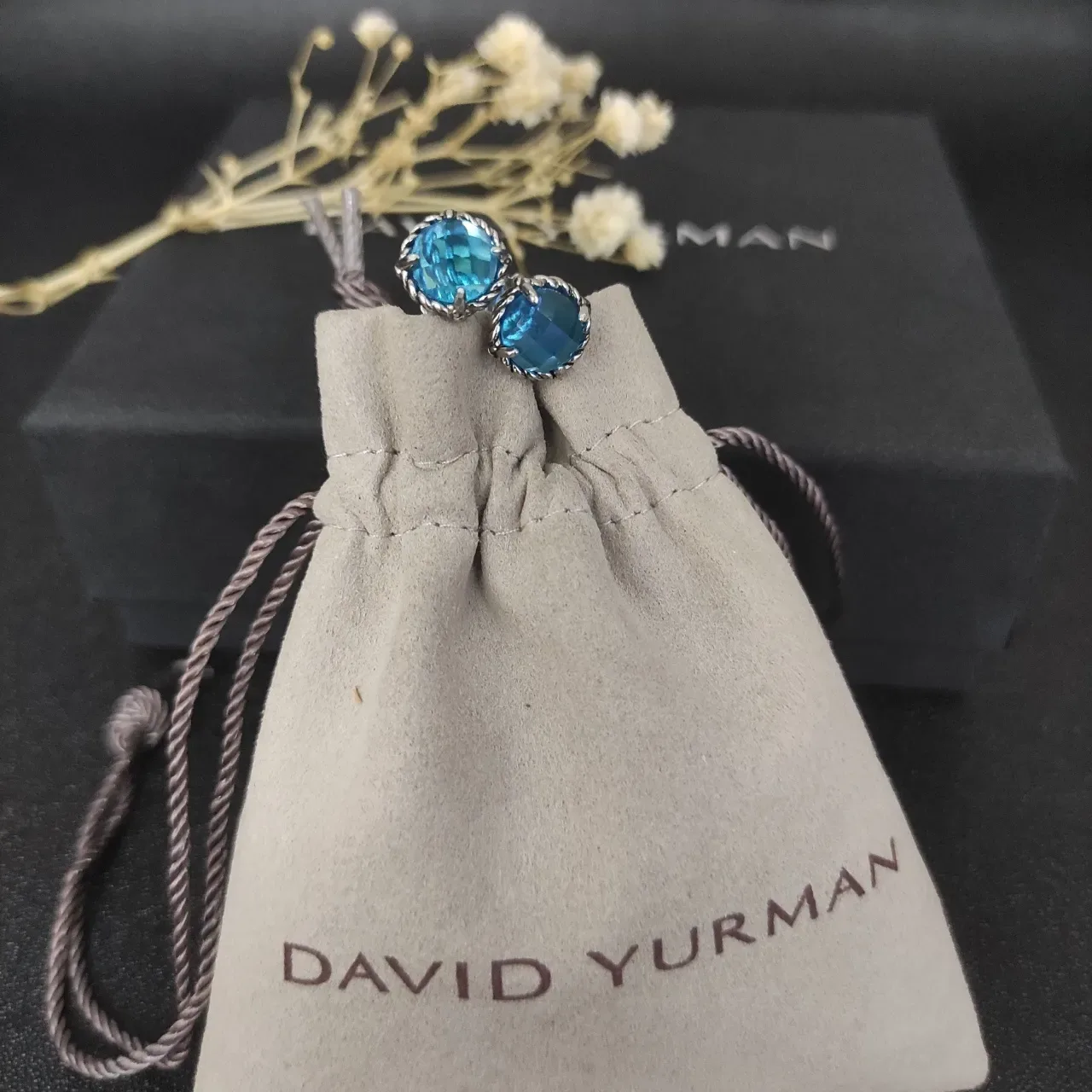 Faceted Blue Stone Rope-Bezel Stud Earrings 3