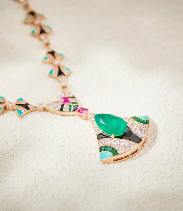 Fan-Motif Gemstone and Enamel Pendant Necklace 6