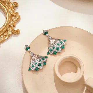 Fan-Shaped Malachite and Pavé Diamond Earrings