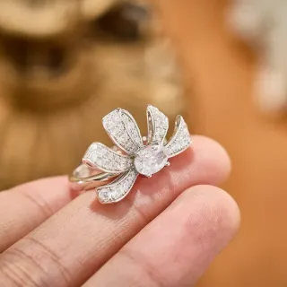 Floral Bow Pavé-Set Oval Stone Ring