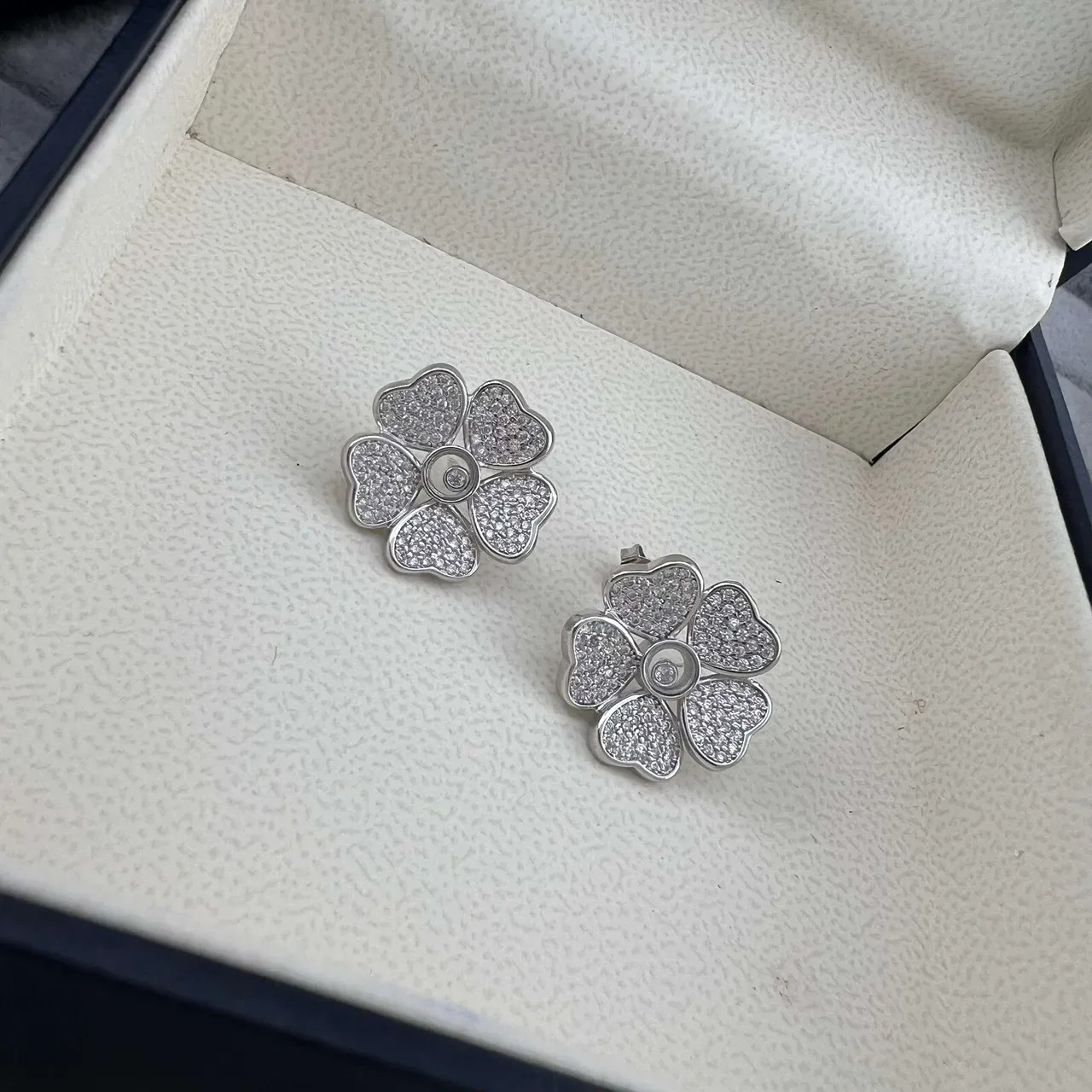 Floral Pavé Crystal Five-Petal Stud Earrings 2
