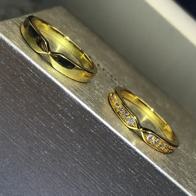 Geometric Interlocking Pavé-Set Silver-Tone Matching Rings 3