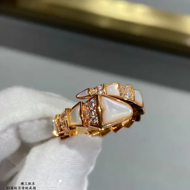 Geometric Mother-of-Pearl and Pavé Stone Ring 3