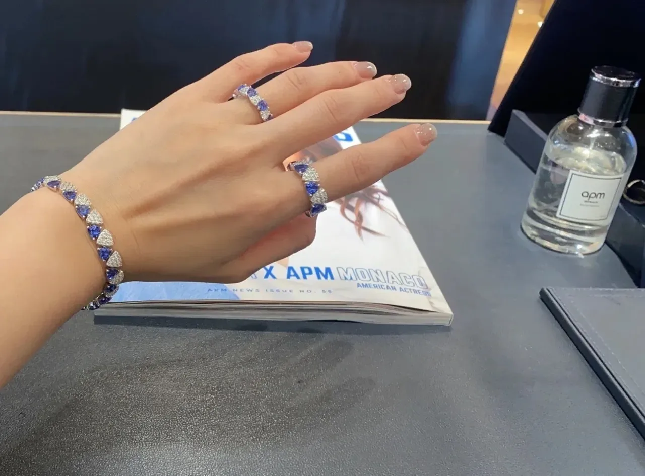 Geometric Triangular Blue and White Pavé Stone Bracelet 4