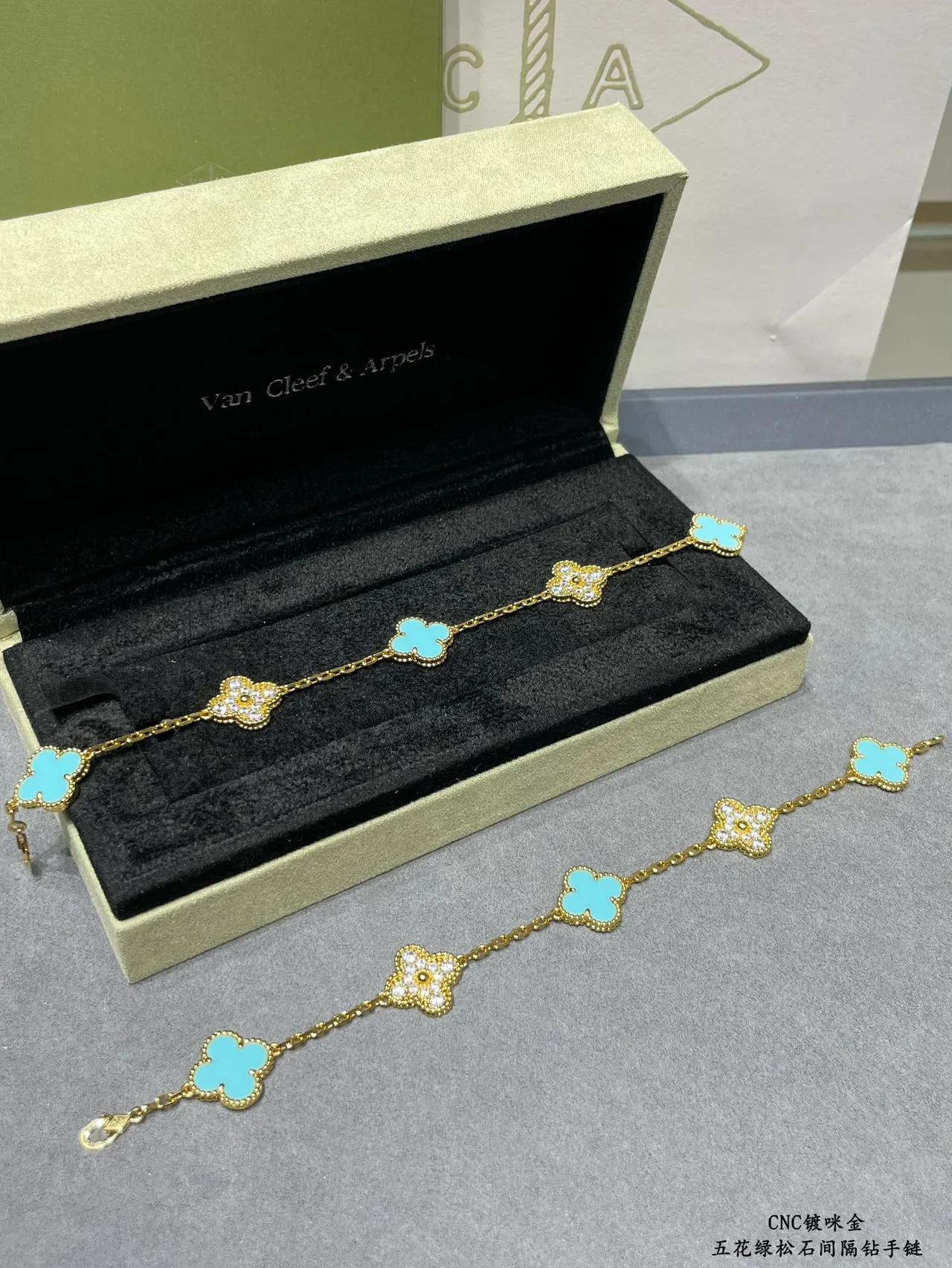 Gold Blue Chain-Link Clover-Shaped Charms Bracelet 6