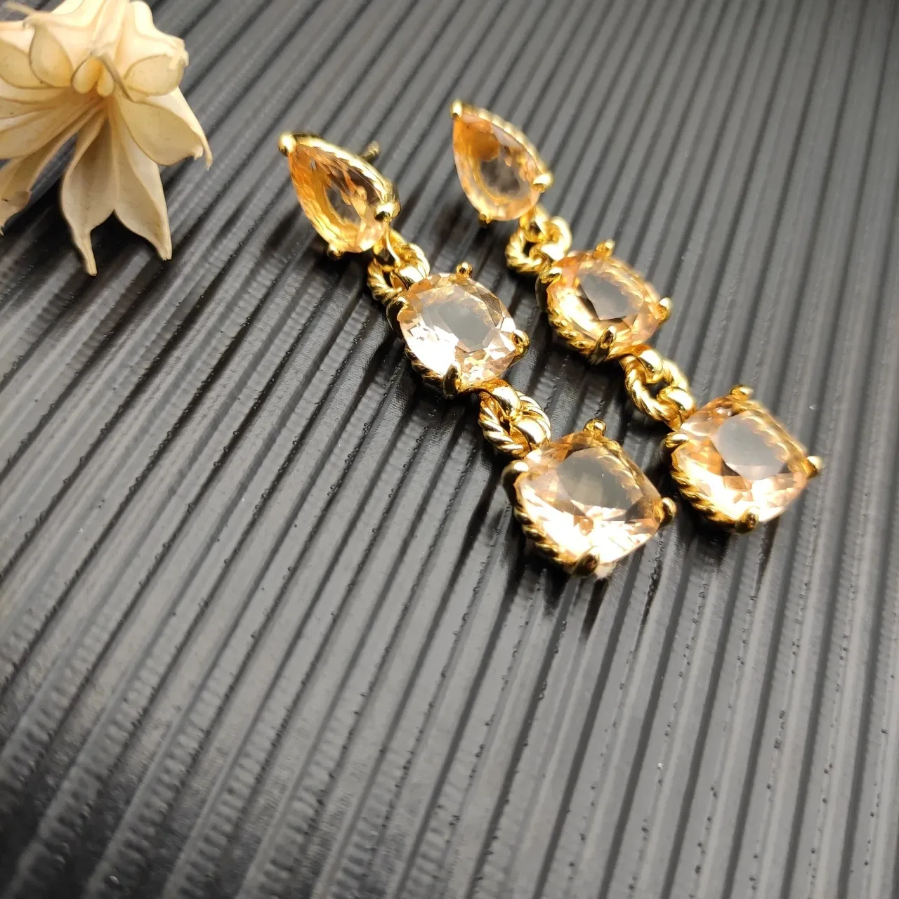 Gold Brown Three-Stone Drop Twisted Rope Links Earrings 4