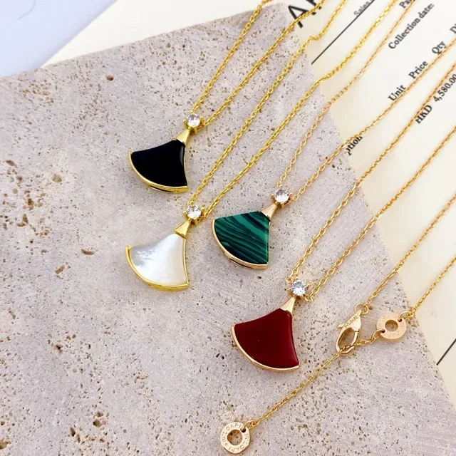 Gold Multicolor Fan-Shaped Pendant Enamel Inlay Necklace 3