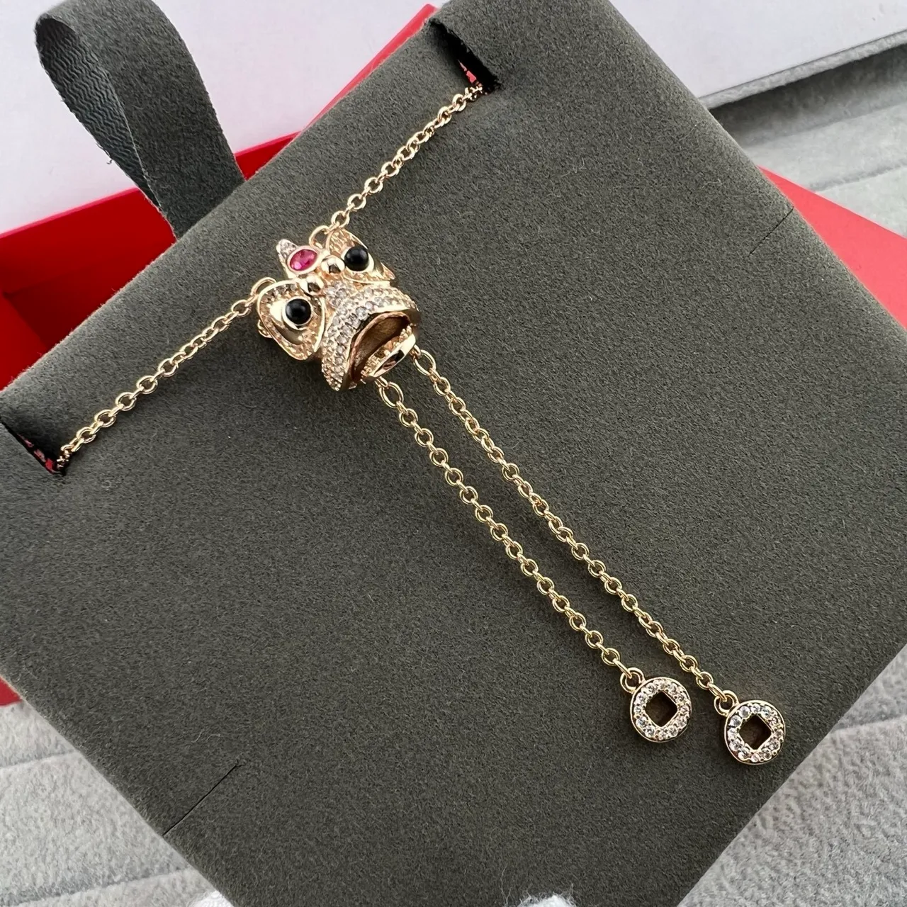 Gold Silver Animal-Head Pendant Pavé-Set Stones Bracelet 3