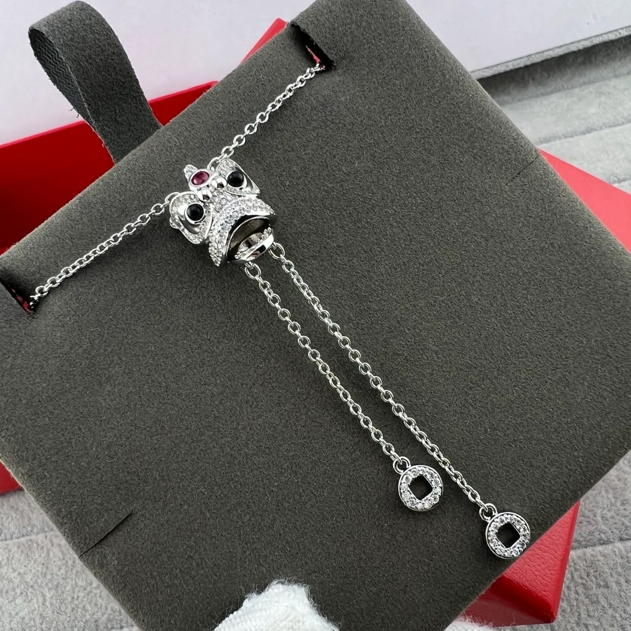 Gold Silver Animal-Head Pendant Pavé-Set Stones Bracelet 4