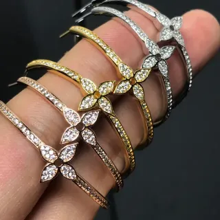 Gold Silver Flower-Shaped Pavé Crystal Ring