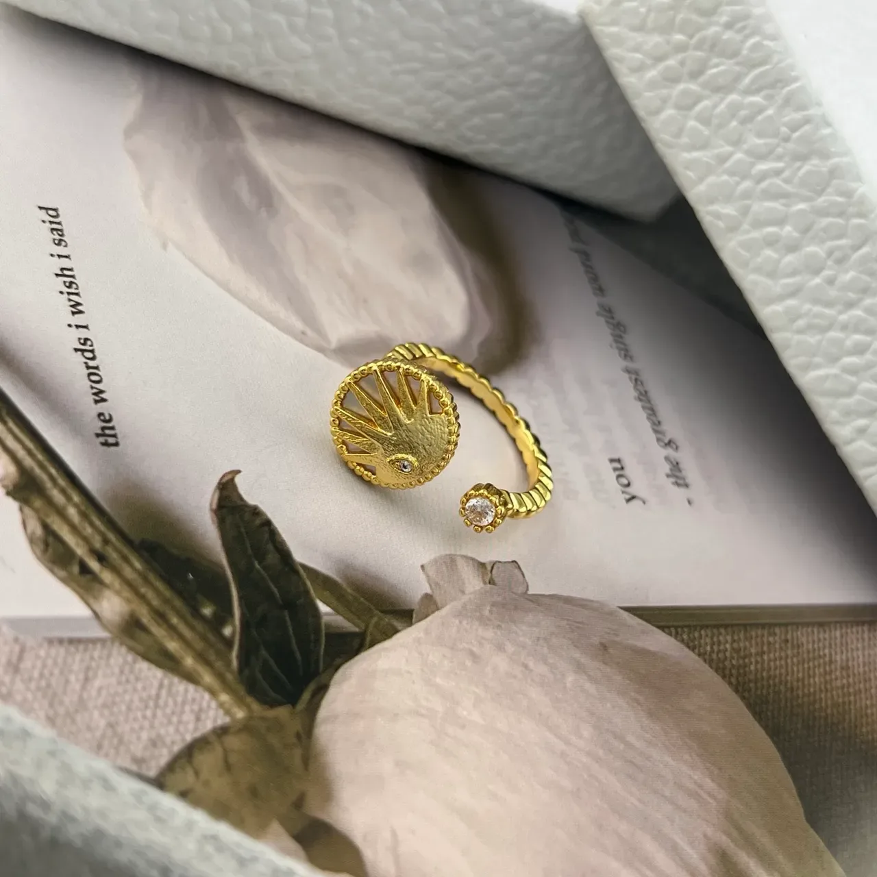 Gold Silver Open-Adjustable Band Circular Sunburst Motif Ring 3