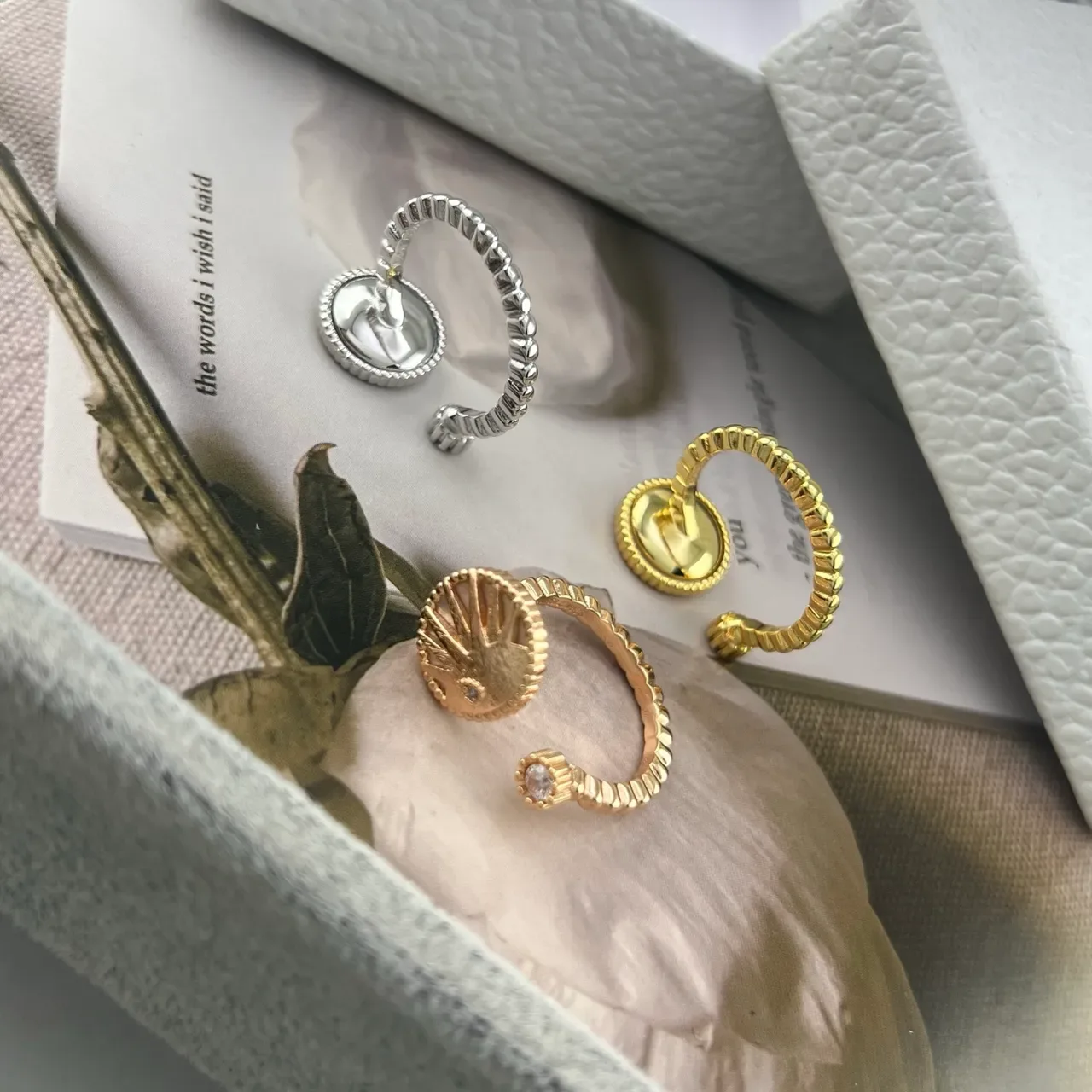 Gold Silver Open-Adjustable Band Circular Sunburst Motif Ring 7