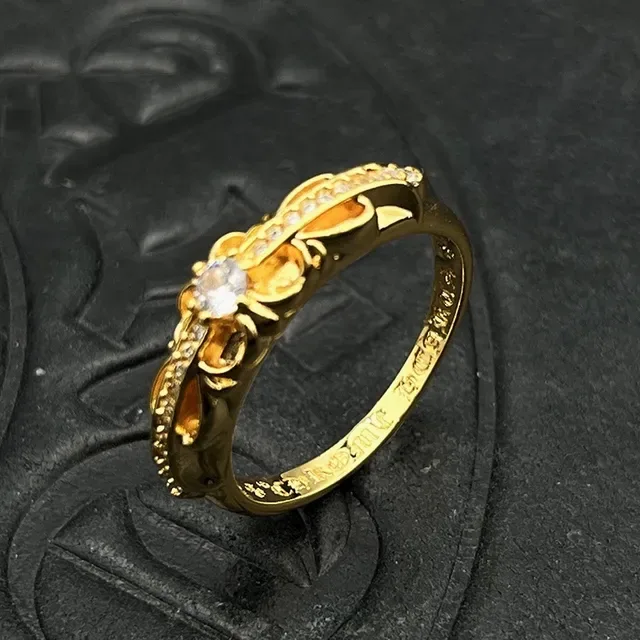 Gold Silver Ornate Filigree Shoulders Central Round Stone Ring 4