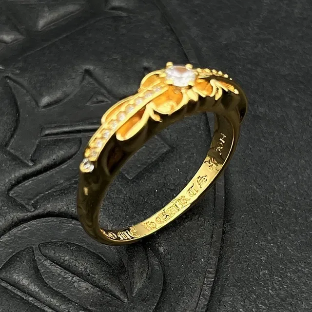 Gold Silver Ornate Filigree Shoulders Central Round Stone Ring 6