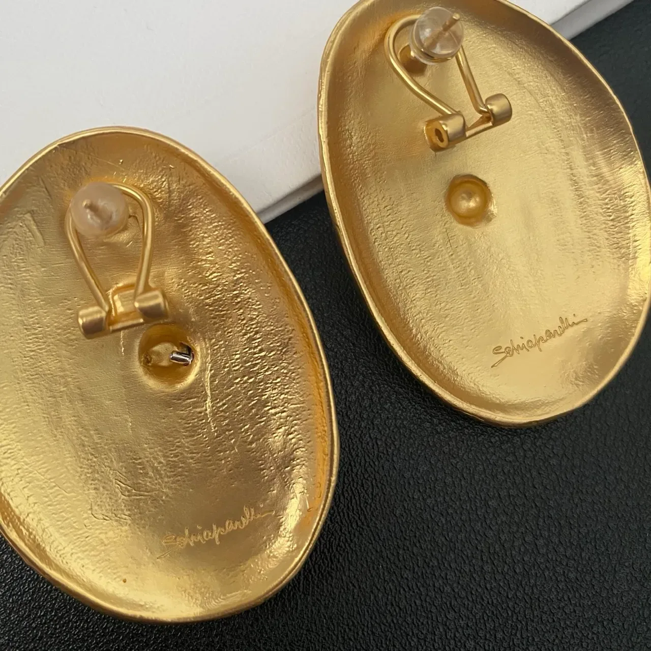 Gold Silver Oval-Shaped Textured Concentric Rings Earrings 2