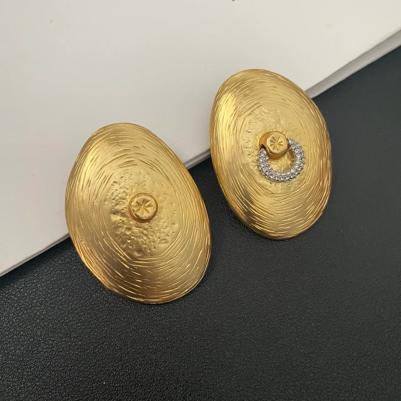 Gold Silver Oval-Shaped Textured Concentric Rings Earrings 5