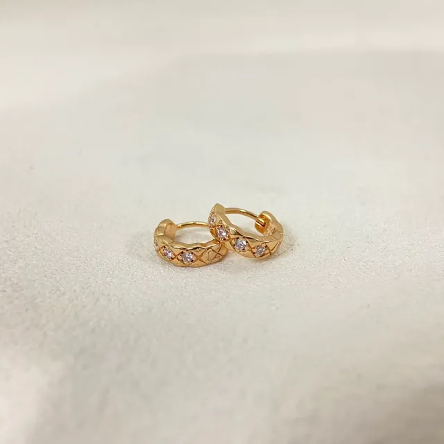 Gold Silver Quilted Texture Pavé-Set Clear Stones Earrings 6