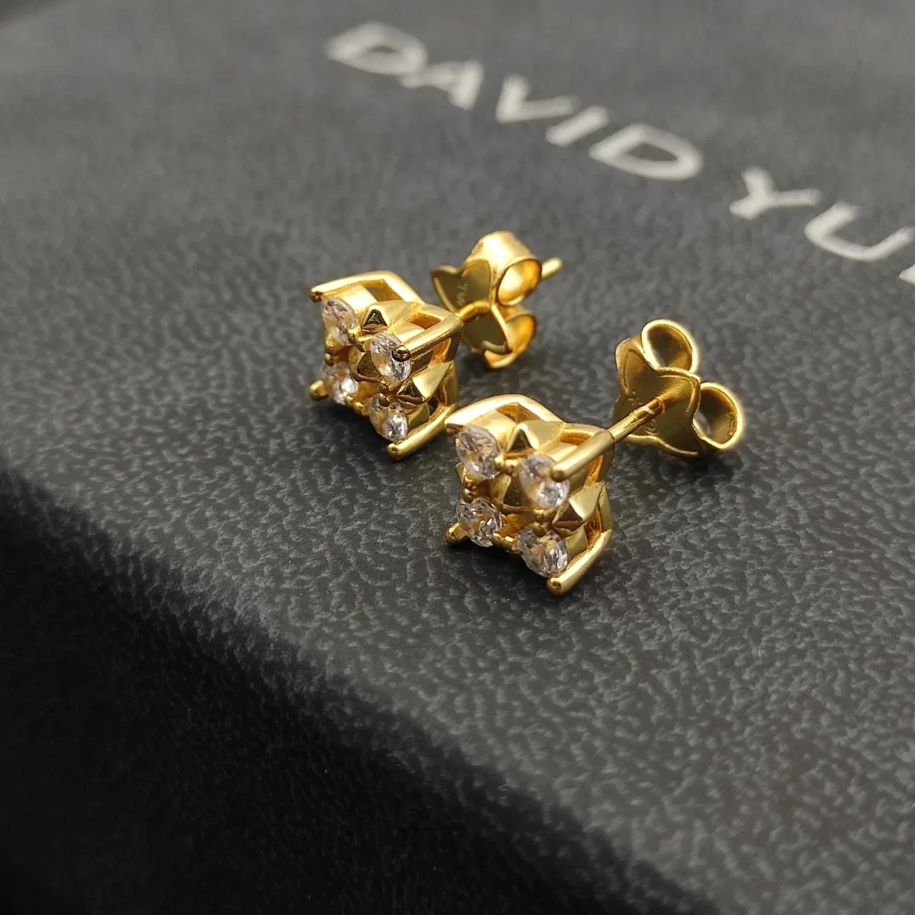 Gold-Tone Square Geometric Stud Earrings 8