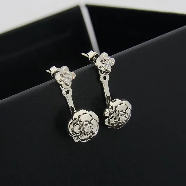 Gold Transparent Floral Motif Double-Tiered Flower Earrings 4