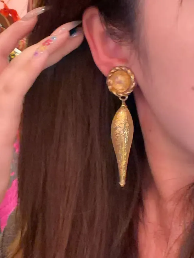 Gold Transparent Twisted Hoop Resin Teardrop Earrings 2