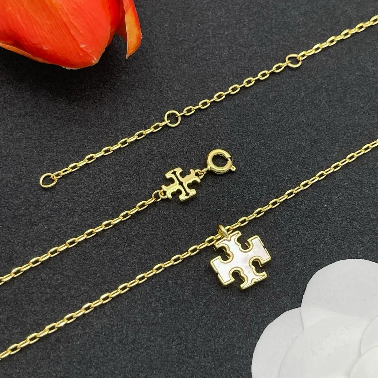 Gold White Link Chain Cross-Shaped Pendant Necklace 5