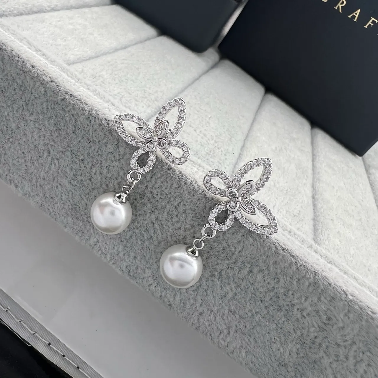 GRAFF Butterfly Pavé Drop Pearl Earrings 2