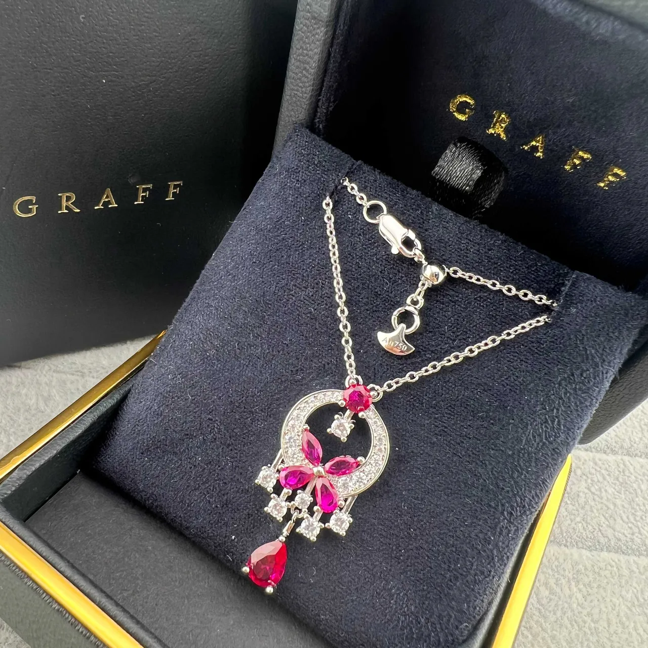 Graff Red Silver Ornate Chandelier Pendant Circular Halo Motif Necklace 6