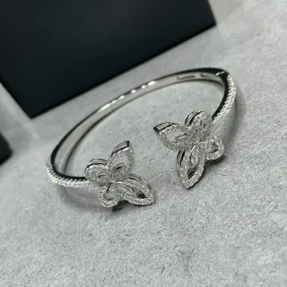 GRAFI Pavé Butterfly Floral سوار كوف مفتوح