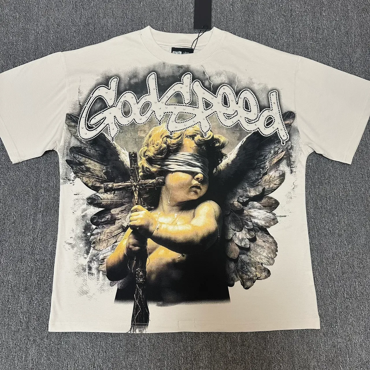 Graphic Print Blindfolded Cherub Winged Angel T-Shirt 3