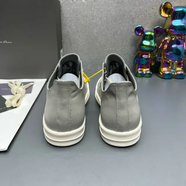 Gray and Off-White Minimalist Low-Top Lifestyle Sneakers 5