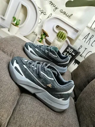 Gray and White Chunky Lifestyle Sneakers 7