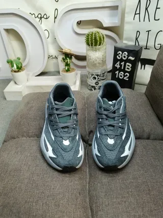 Gray and White Chunky Lifestyle Sneakers 10
