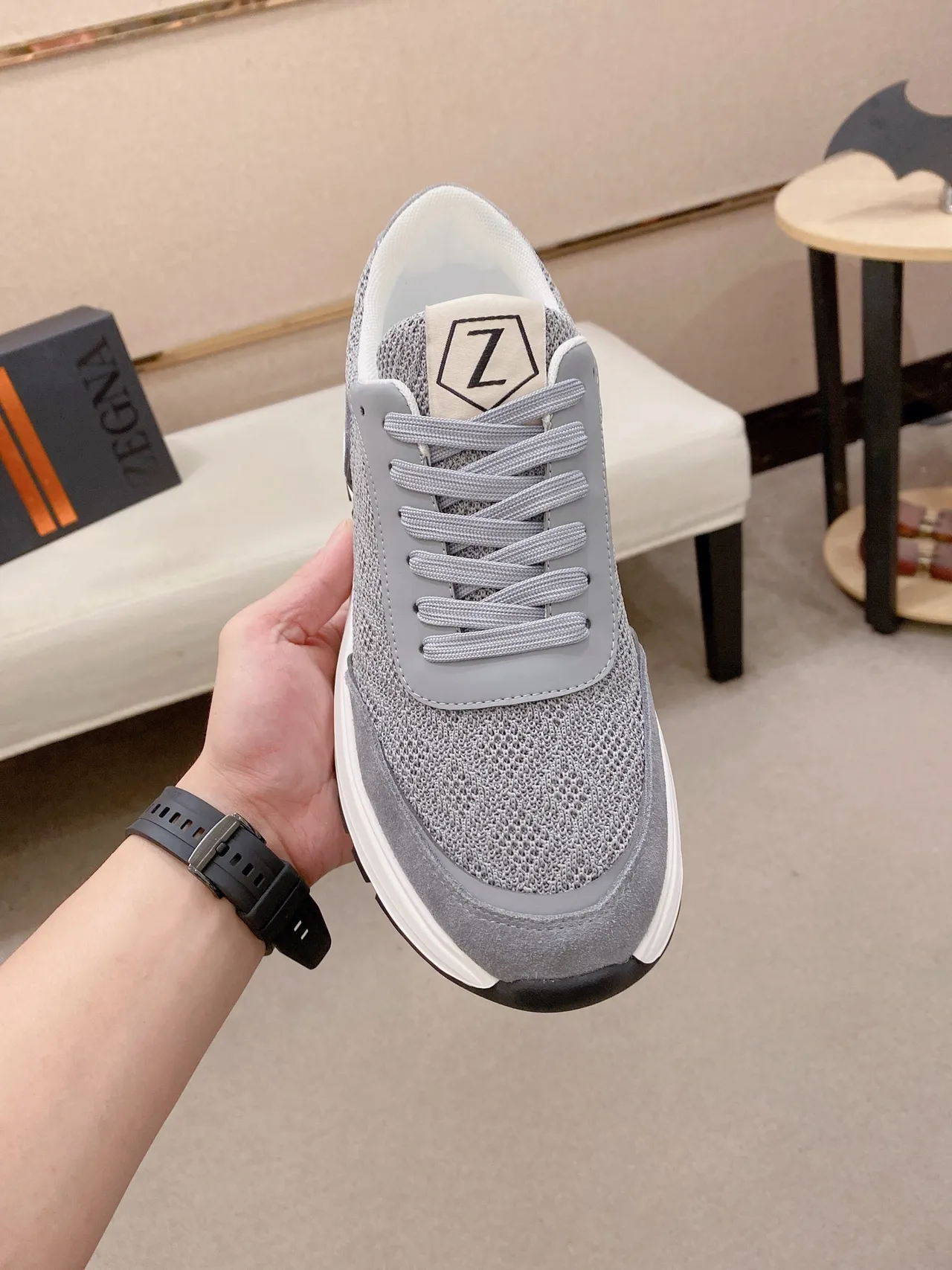 Gray White Mixed Mesh And Suede Upper Low-Top Lifestyle Silhouette Chunky Sneakers 2