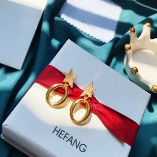 HEFANG Gold-Tone Pavé Star Oval Hoop Earrings