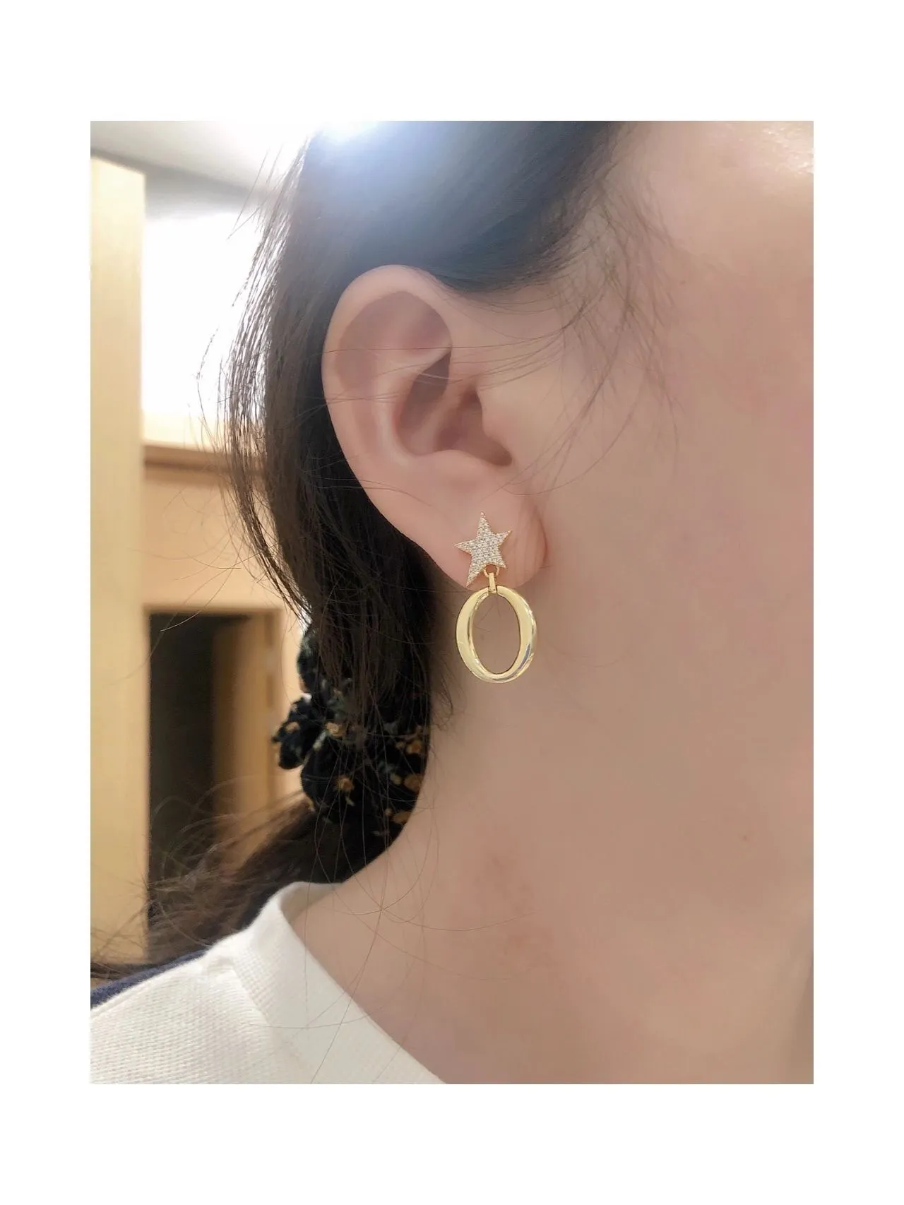 HEFANG Gold-Tone Pavé Star Oval Hoop Earrings 2