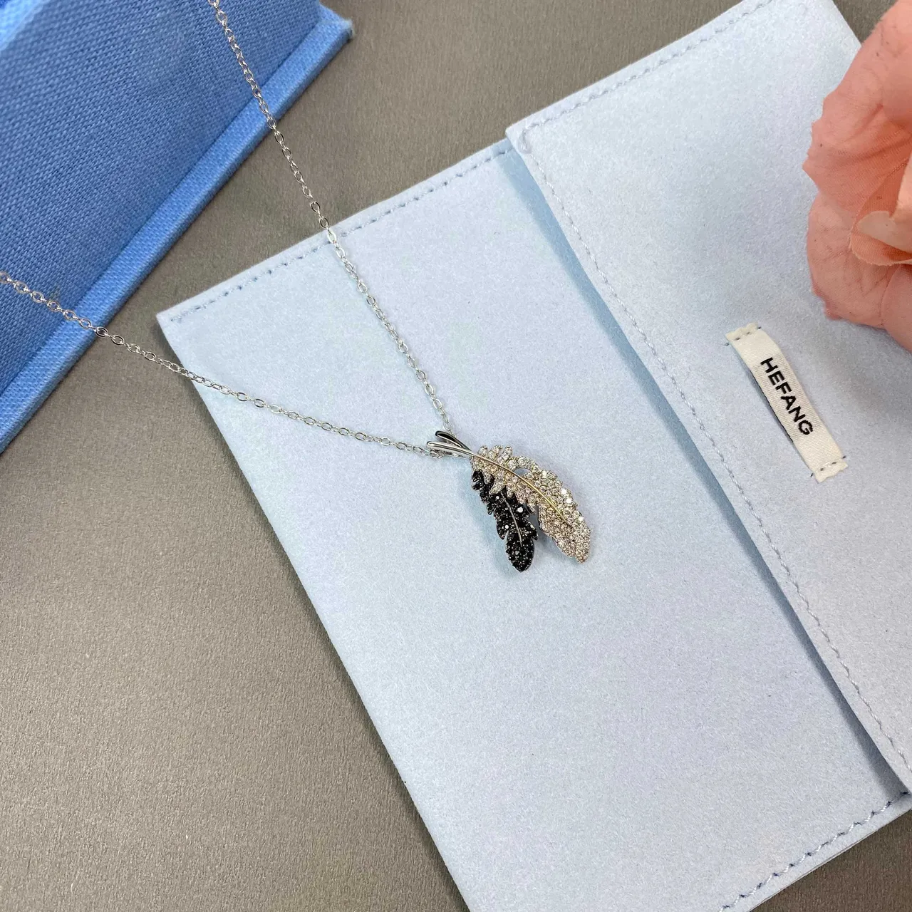 HEFANG Silver Black Feather Motif Pavé-Set Stones Necklace 8