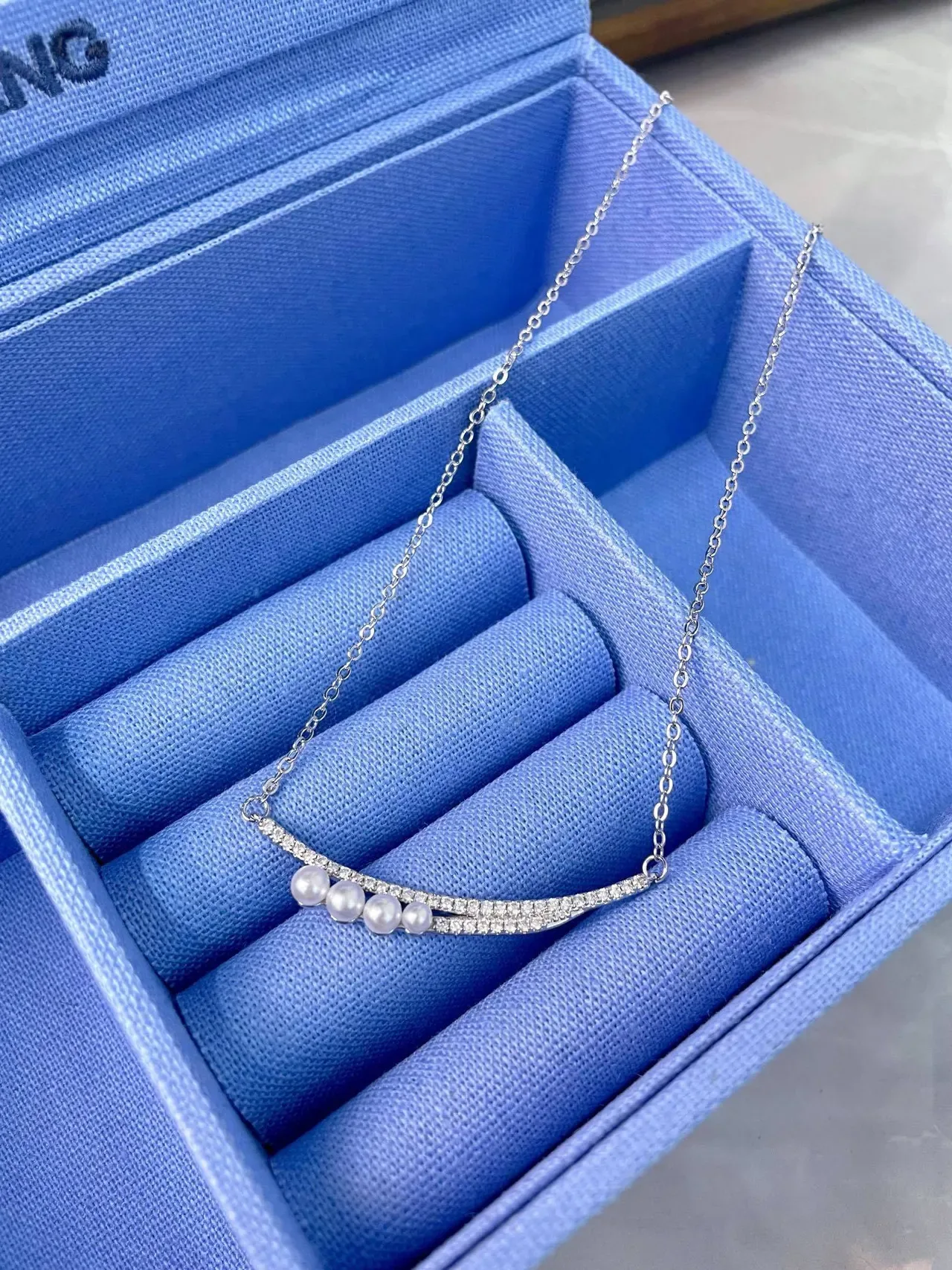 HEFANG Silver White Curved Bar Pendant Pavé Crystal Setting Necklace 5