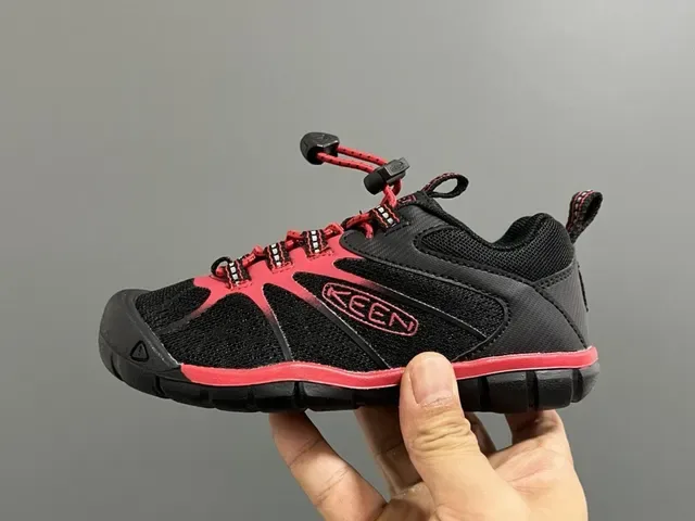 KEEN Chandler Gray-Blue Kids Lifestyle Sneakers 22