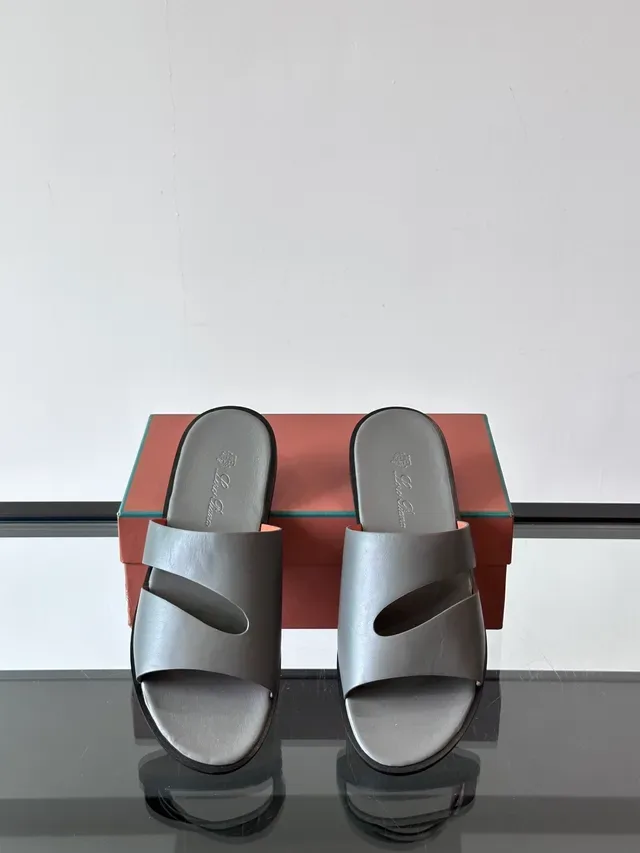 Minimalist Two-Strap Slide Sandals 8