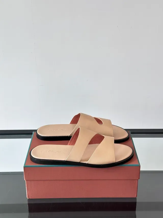 Minimalist Two-Strap Slide Sandals 10