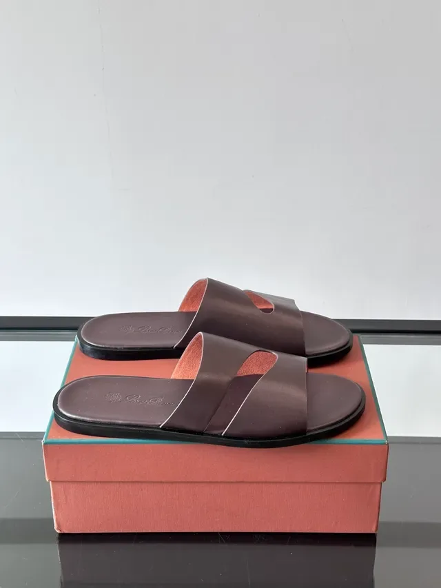 Minimalist Two-Strap Slide Sandals 14