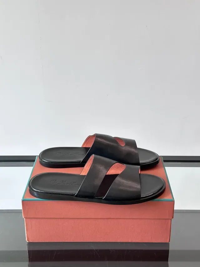 Minimalist Two-Strap Slide Sandals 16