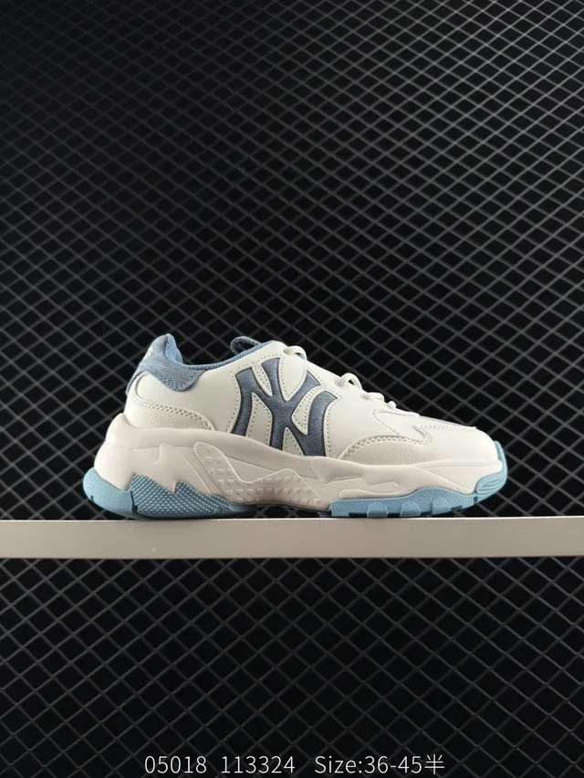 MLB BIGBALL CHUNKY CURVE Off-White and Navy Blue Chunky Sneakers 6