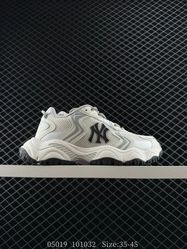 MLB Winner Chunky Off-White and Black NY Logo Chunky Sneakers 5