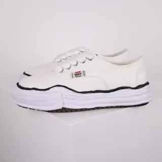 MMY Footwear Branco Preto Lona Parte Superior Gola Ondulada Borda Tênis