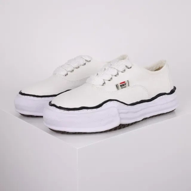 MMY Footwear White Black Canvas Upper Wavy Collar Trim Sneakers 2