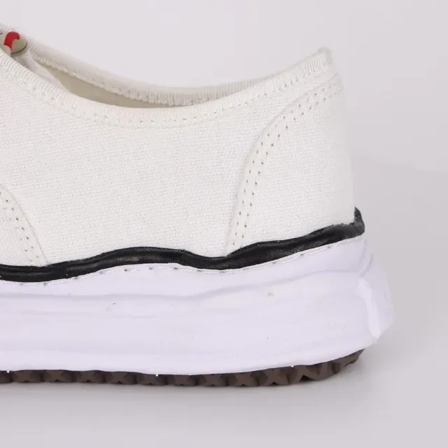 MMY Footwear White Black Canvas Upper Wavy Collar Trim Sneakers 4