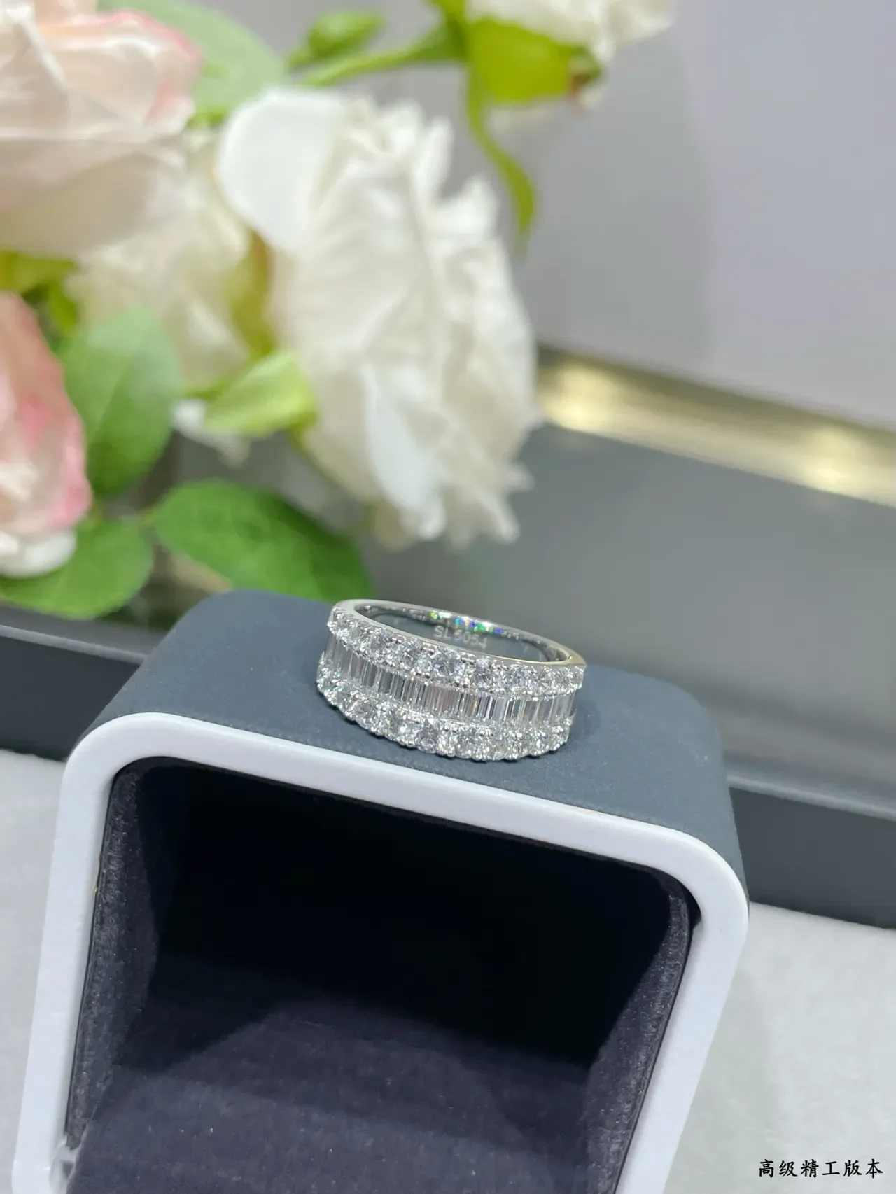 Multi-Row Pavé and Baguette-Cut Diamond Wide Band Ring 4