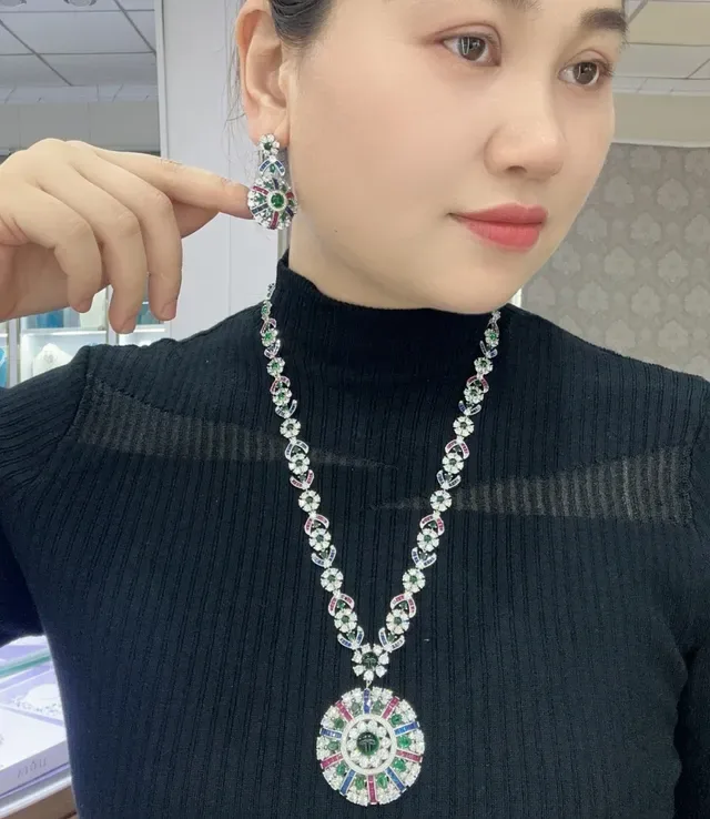 Multicolor Floral Motif Emerald Sapphire Ruby Diamond Pendant Necklace 4