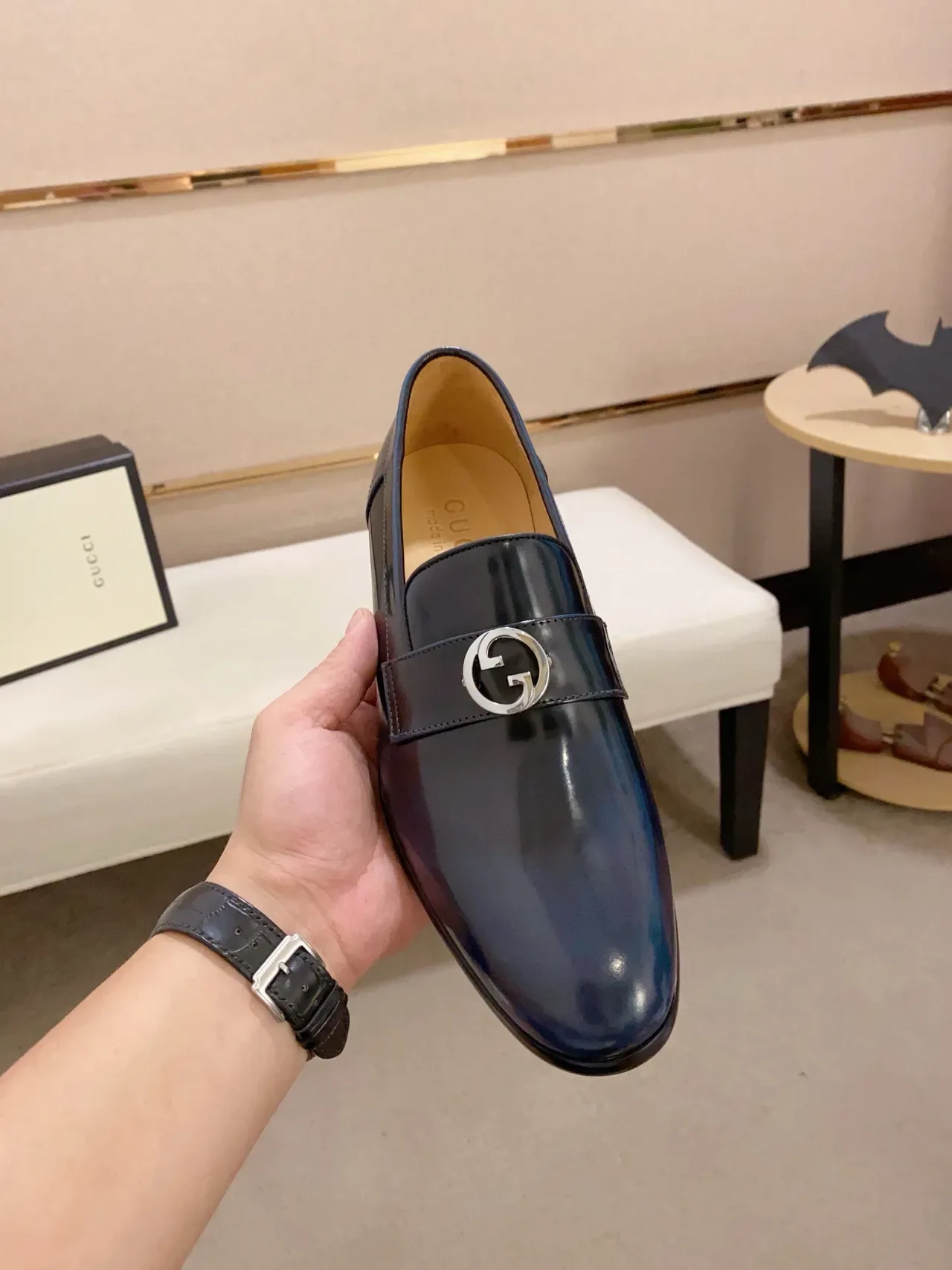 Navy Beige Glossy Patent-Like Leather Metal Bit Strap Closure Loafer 6